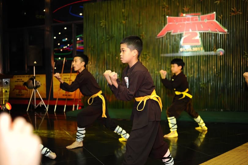 Học viên biểu diễn